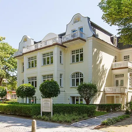 Am - Strandvilla Belvedere Lägenhet Ostseebad Kühlungsborn