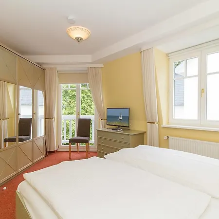 Apartment Am - Strandvilla Belvedere Ostseebad Kühlungsborn